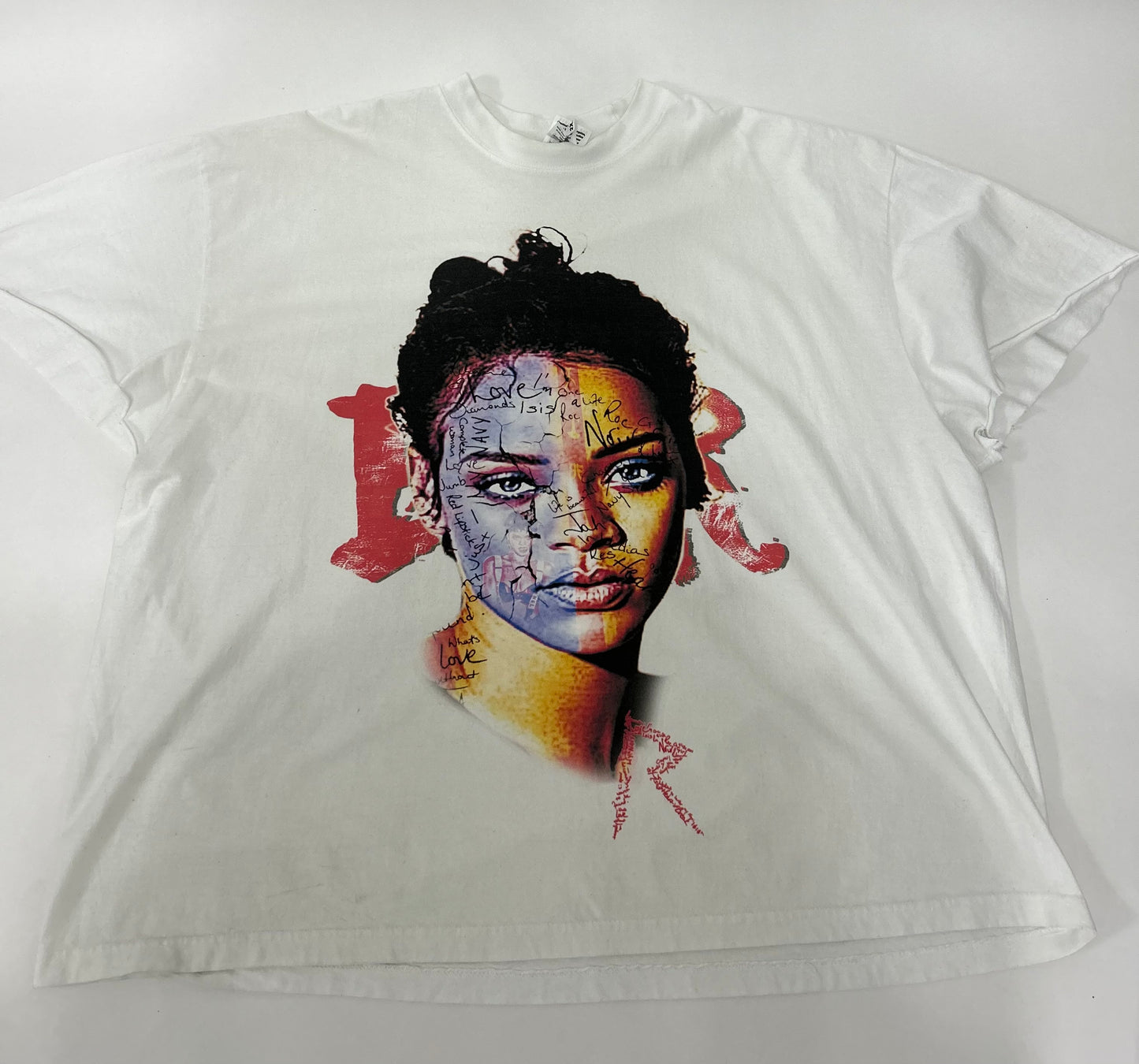 Big Face Oversized RiRi Graffiti Tee